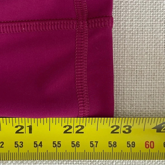 LULULEMON  Invigorate High-Rise Crop 23" Magenta Purple Size 2 - Picture 13 of 13